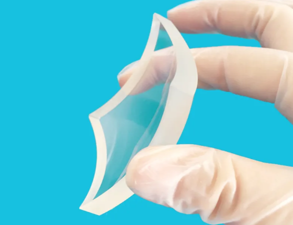 UV grade Fused Silica meniscus lenses from Sunday Optics